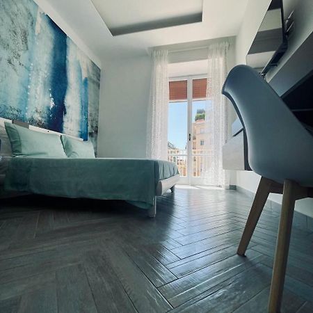 Bluceleste Salerno Centro ภายนอก รูปภาพ
