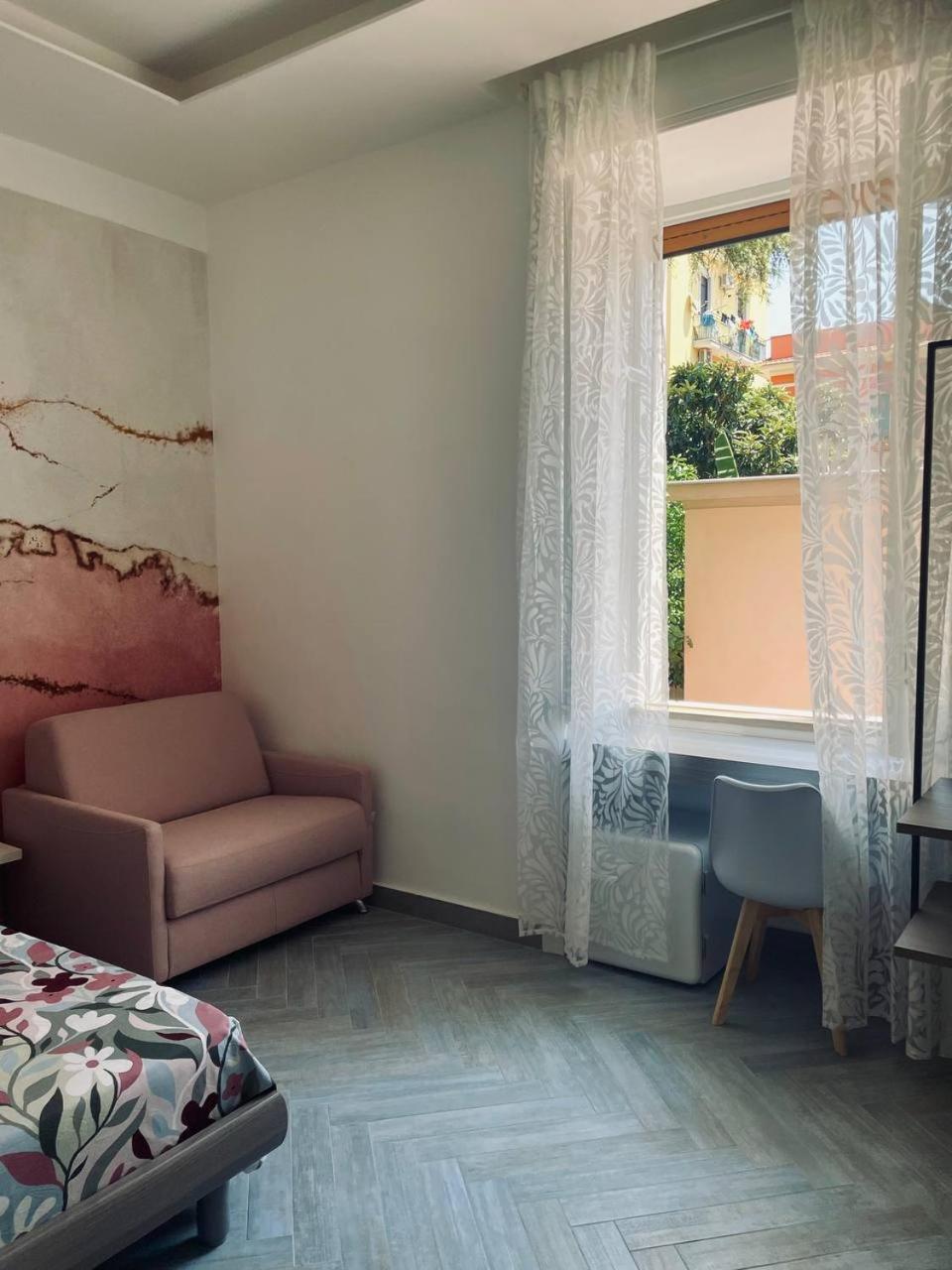 Bluceleste Salerno Centro ภายนอก รูปภาพ
