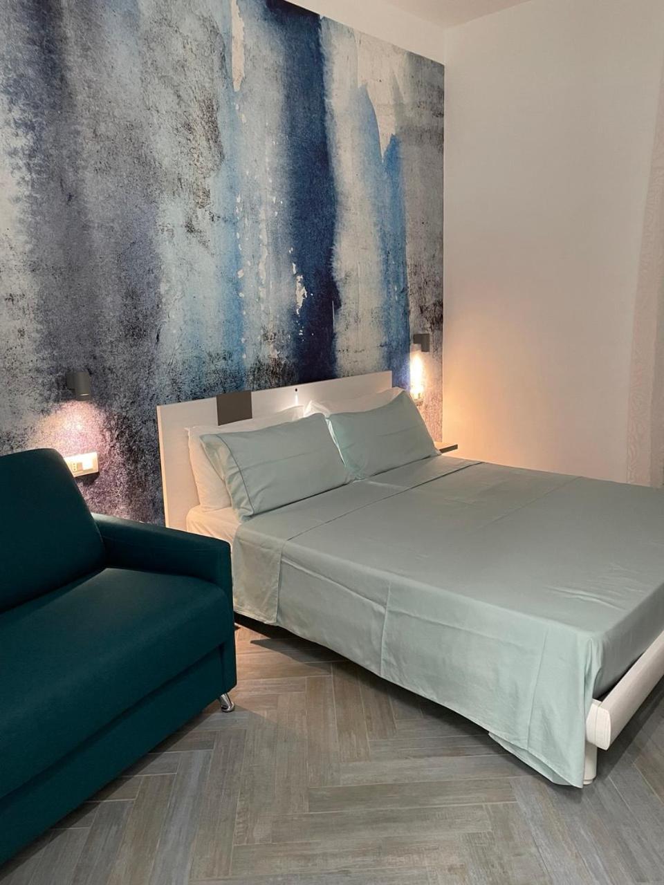 Bluceleste Salerno Centro ภายนอก รูปภาพ